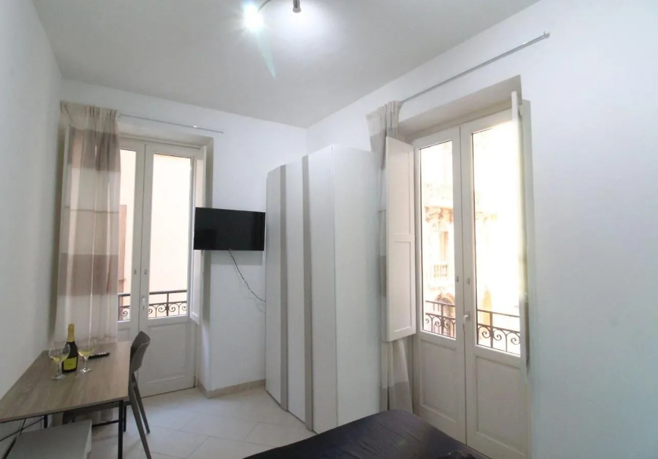 102 Garibaldi Tra Mare E Mare Apartment Trapani